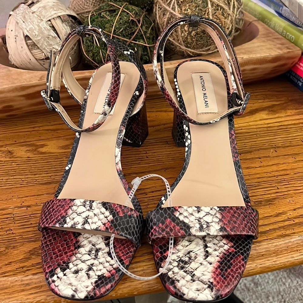 Antonio Melani Red Snakeskin Sandals, Size 10, NWT